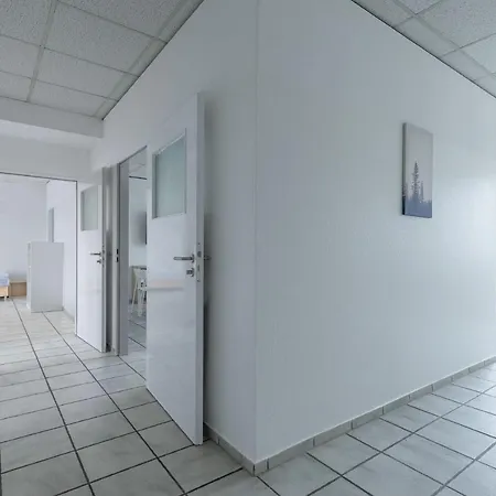 T&k - 3 - 5 Group Apartments- 15min To Fair Dus * Neuss