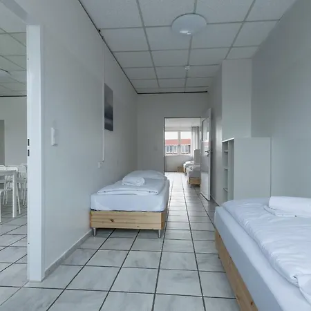 T&k - 3 - 5 Group Apartments- 15min To Fair Dus