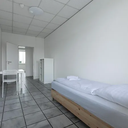 T&k - 3 - 5 Group Apartments- 15min To Fair Dus Neuss