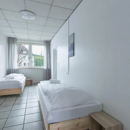 T&k - 3 - 5 Group Apartments- 15min To Fair Dus Appartement