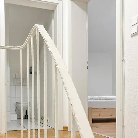 T&k - 3 - 5 Group Apartments- 15min To Fair Dus Appartement *