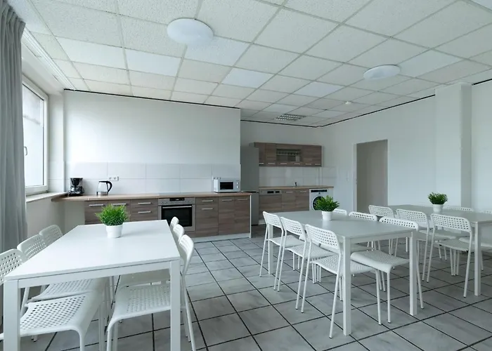 T&k - 3 - 5 Group Apartments- 15min To Fair Dus * Neuss