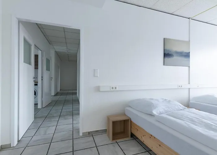 T&k - 3 - 5 Group Apartments- 15min To Fair Dus Apartment *