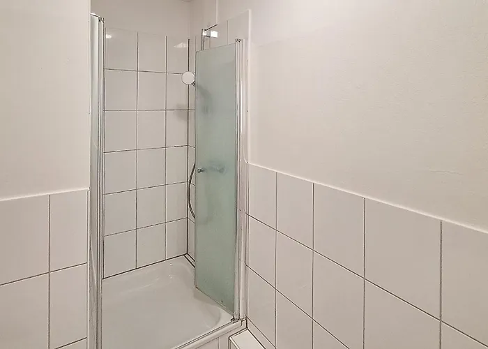 T&k - 3 - 5 Group Apartments- 15min To Fair Dus Apartment *