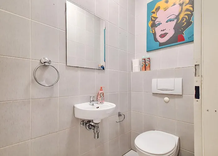 T&k - 3 - 5 Group Apartments- 15min To Fair Dus Apartment Neuss